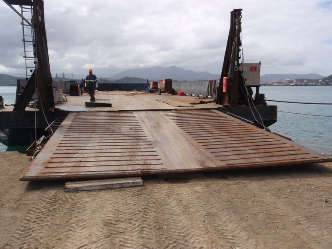 Amarrages & travaux miniers — ETSM Nouvelle-Calédonie 72